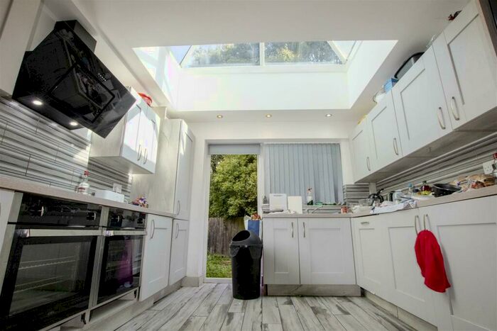 7 Bedroom House To Rent In Teignmouth Road, Birmingham, B29