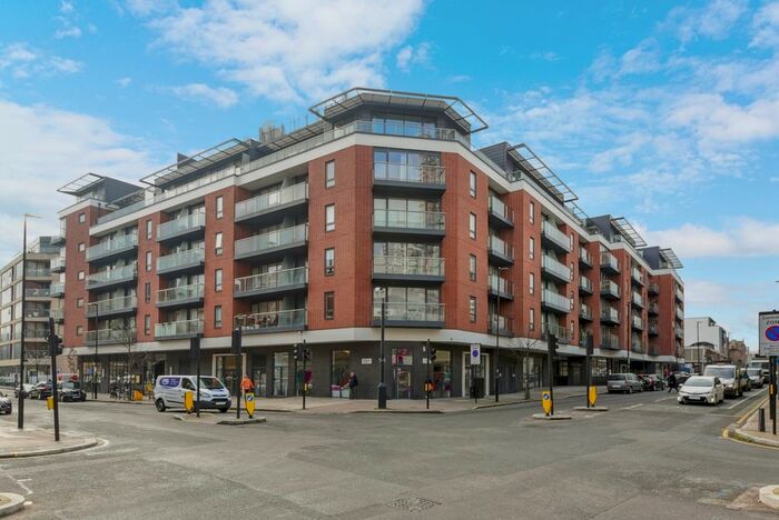 2 Bedroom Flat To Rent In Worcester Point, Clerkenwell Quarter, Clerkenwell, EC1V