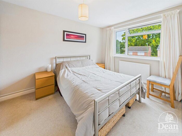 4 Bedroom Detached House For Sale In Bracken Close, Lydney, GL15