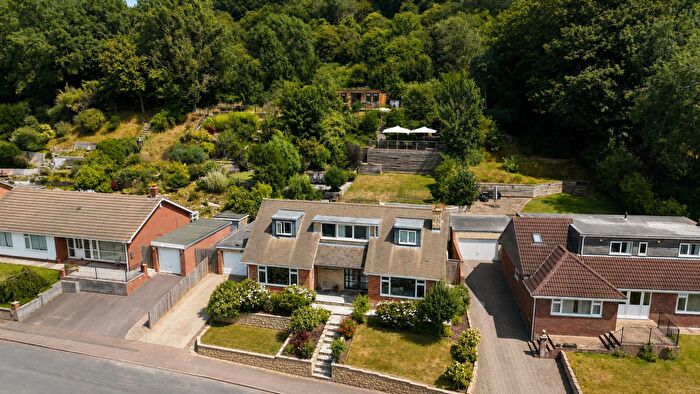 5 Bedroom Detached House For Sale In Ardmore Close, Tuffley, Gloucester, GL4