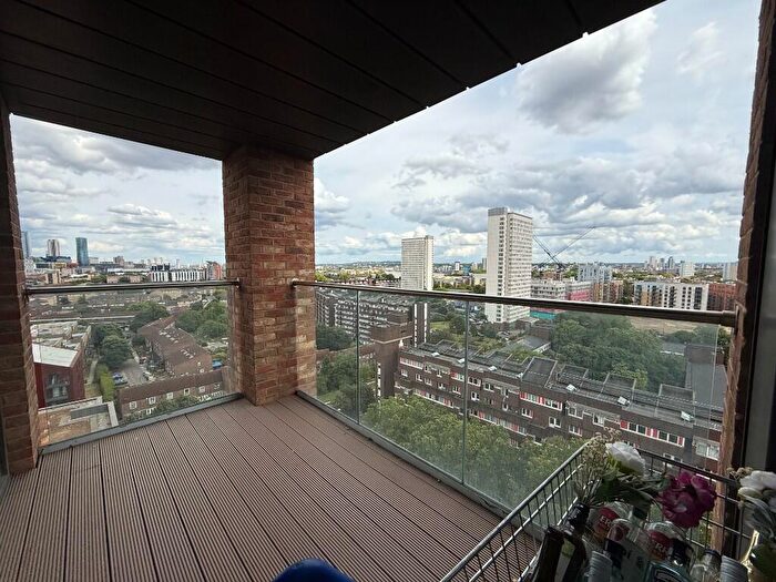 2 Bedroom Apartment For Sale In Malmo Tower, Bailey Street, Surrey Quays, SE8