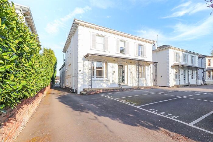 2 Bedroom Flat To Rent In Kenilworth Road, Leamington Spa, CV32