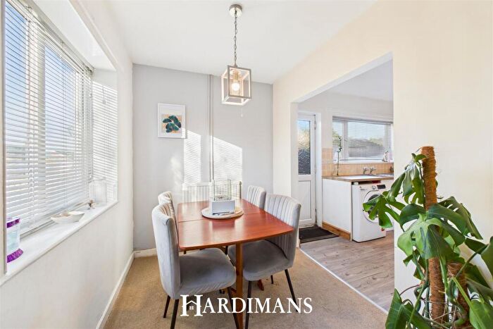 3 Bedroom Detached Bungalow For Sale In Hollingsworth Road, Lowestoft, NR32