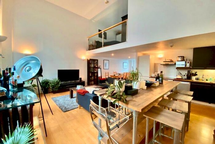 1 Bedroom Flat To Rent In Chilton Street, Shoreditch, E2