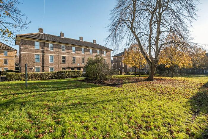 2 Bedroom Maisonette For Sale In Ryculff Square, Blackheath, London, SE3