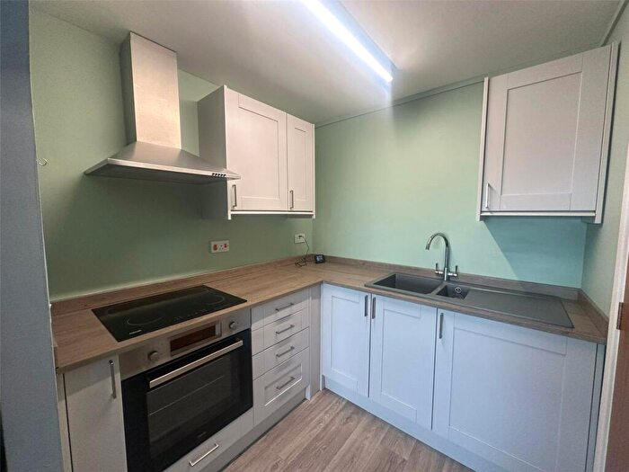 1 Bedroom Flat To Rent In Swonnells Walk, Lowestoft, Suffolk, NR32