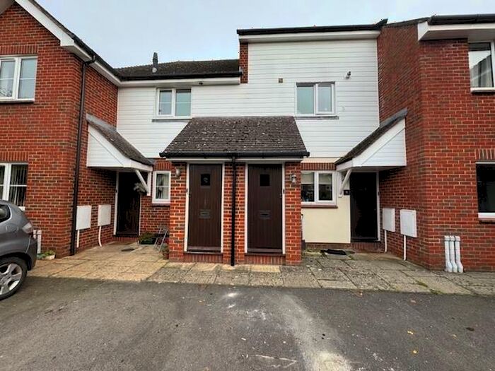 2 Bedroom Apartment To Rent In North Quay, Abingdon, OX14