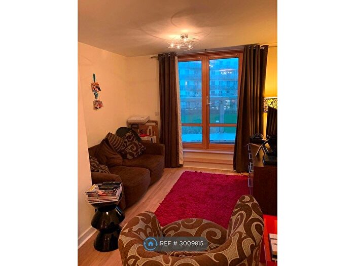 1 Bedroom Flat To Rent In The Crescent, Bristol, BS1