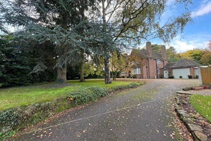 4 Bedroom Detached House To Rent In Gaia Lane, Lichfield, WS13