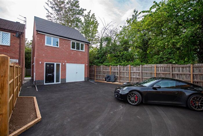 2 Bedroom Detached House For Sale In Ramblers Close, Colwick, NG4