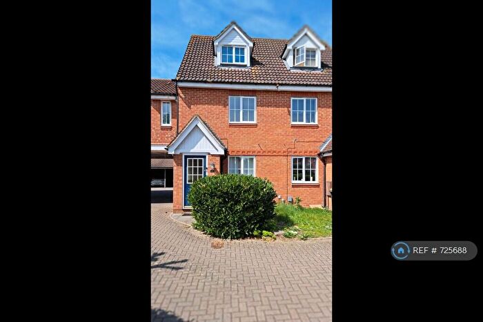 3 Bedroom Terraced House To Rent In Dorsey Drive, Bedford, MK42