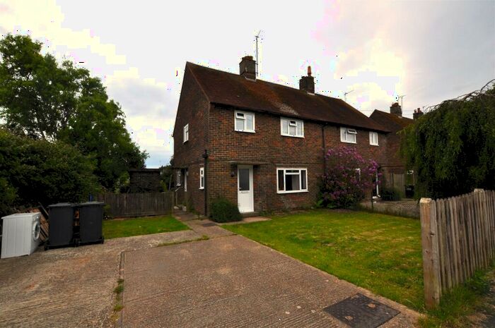 1 Bedroom Flat To Rent In Dacre Road HerstmonceuxEast Sussex, BN27