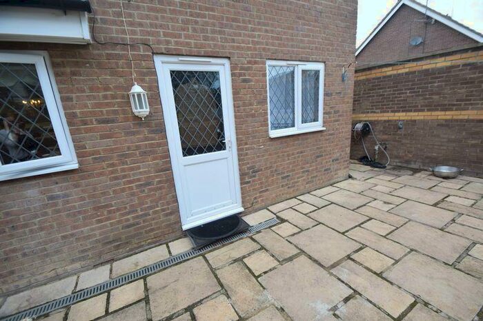 1 Bedroom Flat To Rent In Old Bedford Road, Luton, LU2