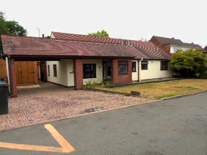 3 Bedroom Detached Bungalow To Rent In Ashford Road, Hinckley, LE10