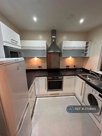 2 Bedroom Flat To Rent In Oceana Boulevard, Southampton, SO14