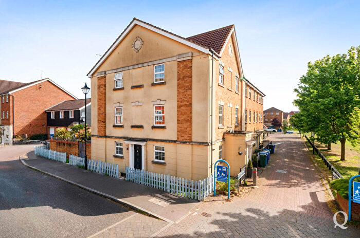 3 Bedroom End Of Terrace House For Sale In Emerald Crescent, Sittingbourne, Kent, ME10