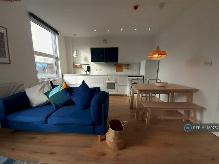 2 Bedroom Flat To Rent In Fairfield, Liverpool, L7