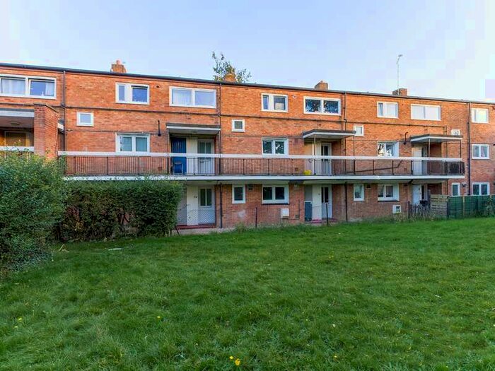 1 Bedroom Ground Flat To Rent In Dawley, Welwyn Garden City, AL7