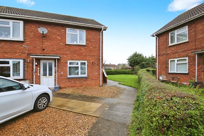 2 Bedroom Flat For Sale In Crane Avenue, Yaxley, Peterborough, PE7
