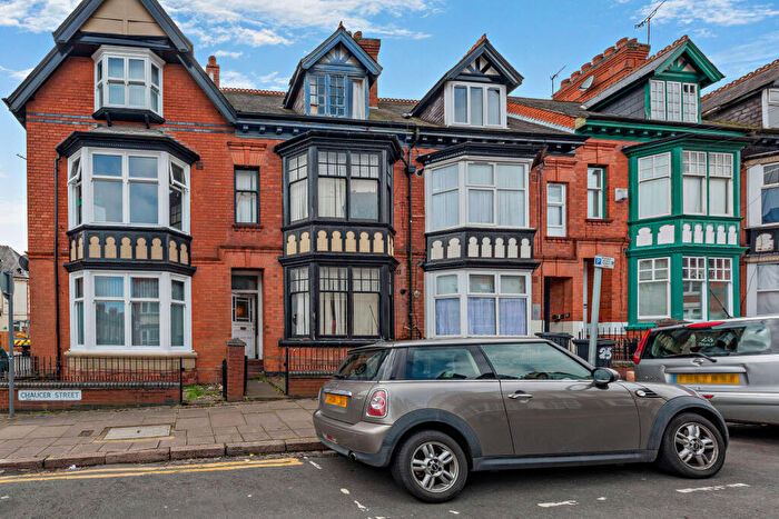 6 Bedroom Terraced House For Sale In Chaucer Street, Leicester, LE2