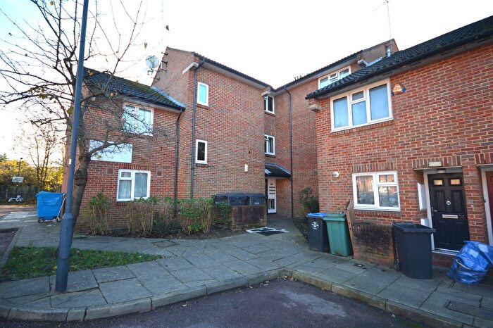 2 Bedroom Flat To Rent In Wilson Close, Wembley, HA9