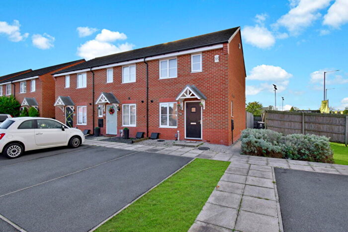 3 Bedroom End Of Terrace House For Sale In Assembly Avenue, Leyland, PR25