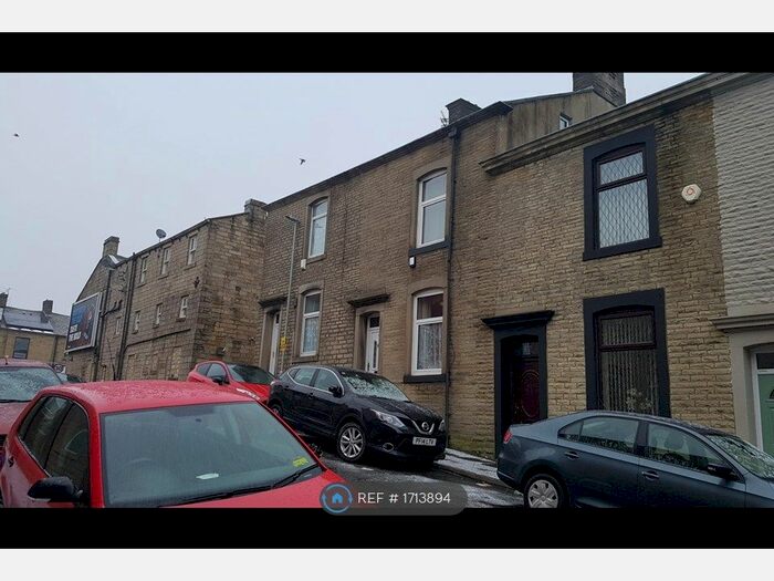 3 Bedroom Terraced House To Rent In Duke Street, Colne, BB8