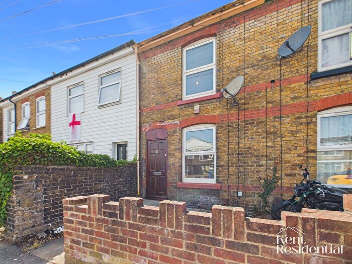 2 Bedroom Terraced House To Rent In Murston Road, Sittingbourne, ME10