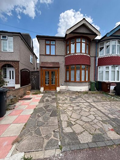 3 Bedroom End Terrace House To Rent In Westrow Drive, Barking, IG11