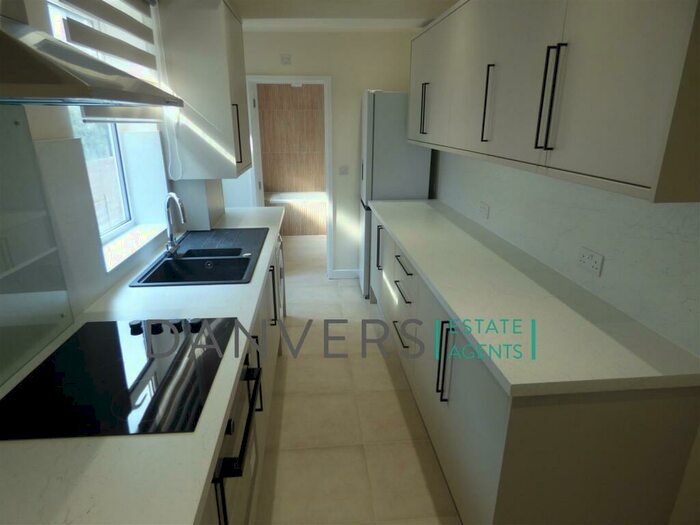 5 Bedroom Terraced House To Rent In Clarendon Street, Leicester, LE2