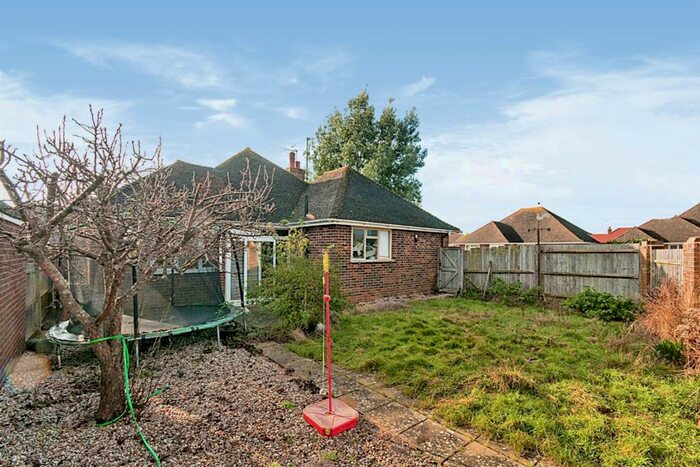 2 Bedroom Detached Bungalow For Sale In The Mead, Bexhill-On-Sea, TN39
