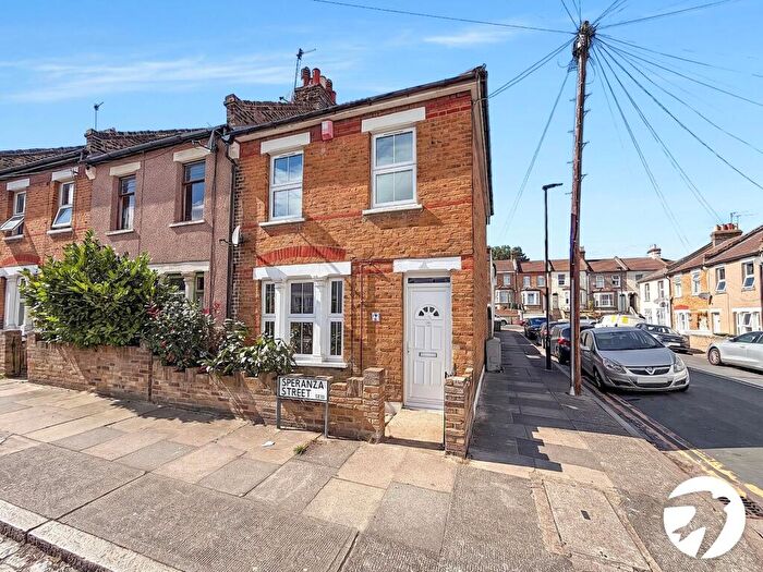 2 Bedroom End Of Terrace House To Rent In Speranza Street, London, SE18