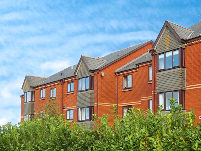 1 Bedroom Flat To Rent In Mariners Heights, Penarth, CF64