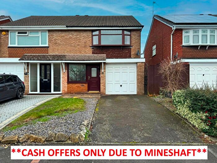 3 Bedroom Semi Detached House For Sale In Stourmore Close, Willenhall, WV12