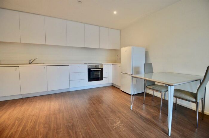 2 Bedroom Apartment To Rent In Nottingham One, Canal Street, NG1