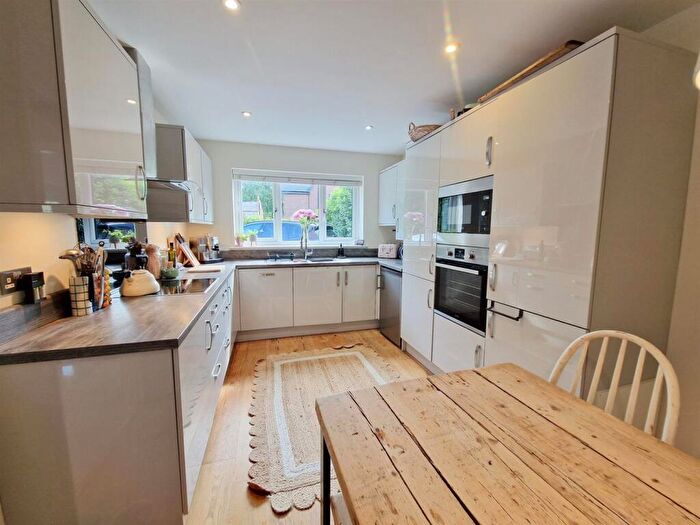 4 Bedroom Detached House For Sale In Swain Drive, Winterley, Sandbach, CW11