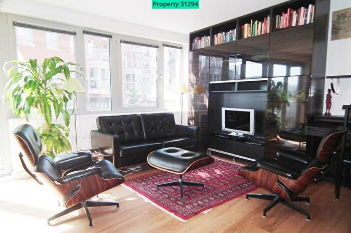 2 Bedroom Flat To Rent In Garand Court, Eden Grove, London, N7