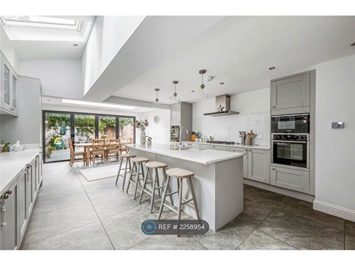 4 Bedroom Terraced House To Rent In Wolseley Gardens, London, W4