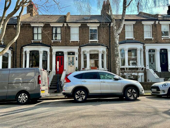 1 Bedroom Flat To Rent In Southcote Road, London, N19