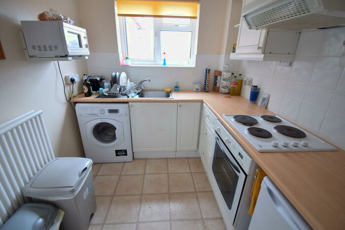 2 Bedroom Flat To Rent In Chalfont Walk, Eaton, Norwich, NR4