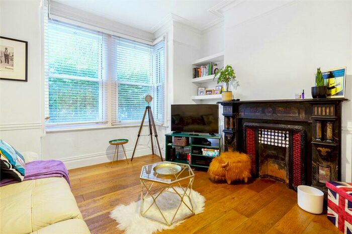 1 Bedroom Apartment To Rent In Burghley Road, London, E11