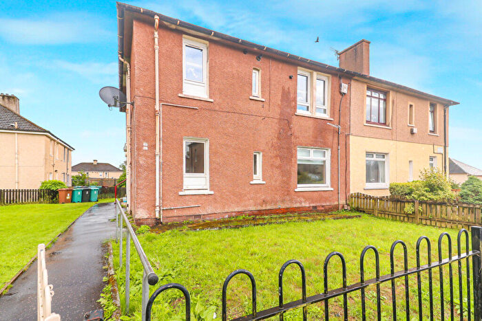 2 Bedroom Flat To Rent In Faskine Avenue, Calderbank, ML6