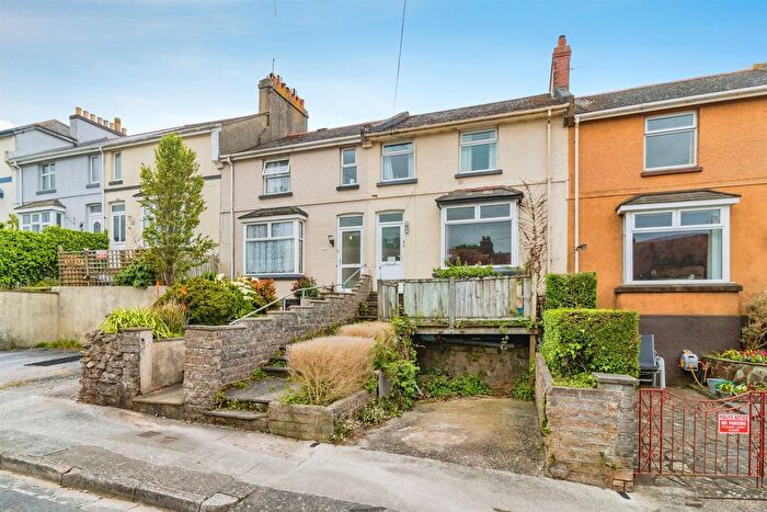 2 Bedroom Flat For Sale In Hill Park Road, Torquay, TQ1