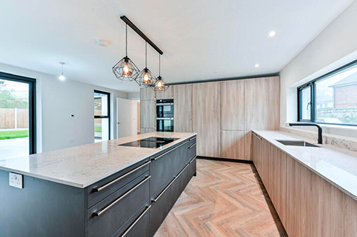 4 Bedroom Semi Detached House To Rent In , Old Woking, Woking, GU22