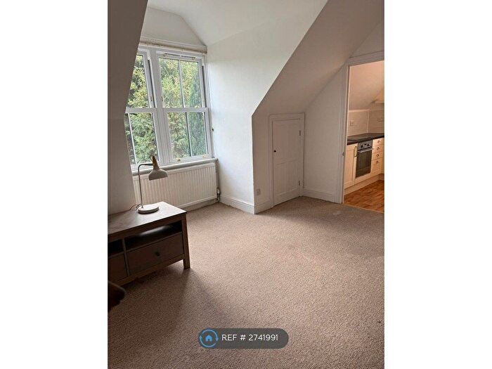 1 Bedroom Flat To Rent In Mayfield Road, South Croydon, CR2