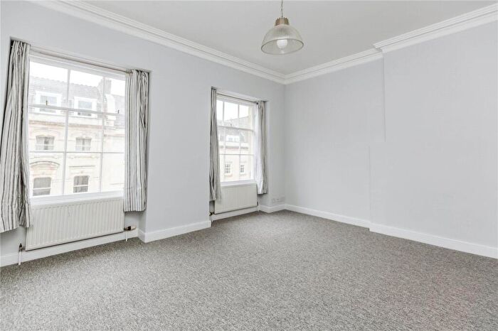 2 Bedroom Flat To Rent In Park Street, Bristol, BS1