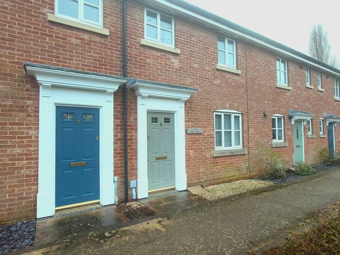 3 Bedroom Property To Rent In Fen Way, Bury St. Edmunds, IP33