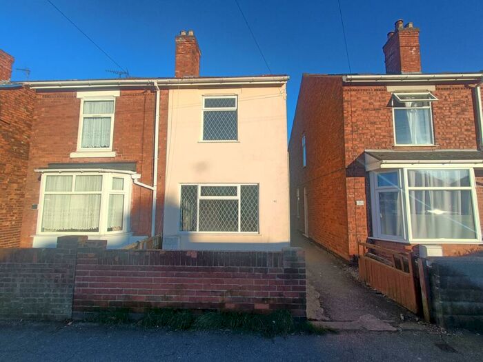 3 Bedroom Semi-Detached House To Rent In Kingsway, Kirkby-In-Ashfield, NG17