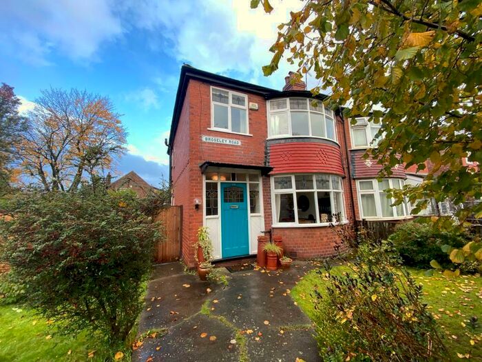 3 Bedroom House To Rent In Broseley Road, Manchester, M16