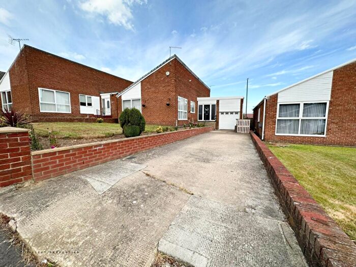 3 Bedroom Bungalow For Sale In Wellgarth, Donwell, Washington, NE37